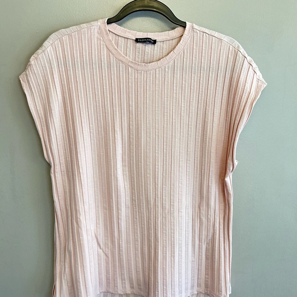Eileen Fisher large ribbed crew neck top in soft blush pink